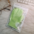 Einzelner hellgrüner Peeling-Handschuh aus Nylon im matten Reißverschlussbeutel - 1 Paar (Premium-Beutel) / Grün