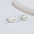 Minimalistische silberne Trompeten-Ohrstecker aus Edelstahl für Damen im Vintage-Stil - Stahlfarbe