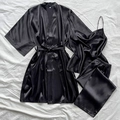 Conjunto de pijama de 3 piezas en satén de seda negra con top, bata y pantalón a juego - S / Negro