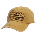 Dettaglio del ricamo Always 1973 su cappellino da baseball in cotone giallo senape - Regolabile / Giallo
