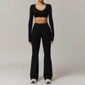 Ensemble de yoga noir deux pièces avec haut court à manches longues et pantalon évasé - S / Haut Et Bas / Noir Premium (Manches Longues + Pantalon Évasé)