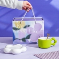 Tazza in ceramica verde con manico a fiore, base a nuvola e cucchiaio d'oro in borsa viola - 250ML / Verde Mela
