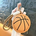 Porte-monnaie en silicone en forme de basket avec mousqueton et dragonne porte-clés - Basketball