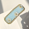 Pasador rectangular azul cielo con flores de resina blanca y pedrería brillante chic - Girasol [Azul Lago Cuadrado]