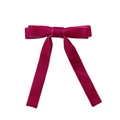 Dettaglio del fiocco per capelli in velluto rosso rosa con eleganti nastri lunghi pendenti - Consistenza vellutata / Rosa Rosso