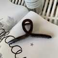 Dark brown amber pattern large 13cm hanger hair claw clip with a glossy acetate finish - 13cm Hanger Type / Glossy Red Brown