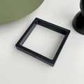 Scatola quadrata nera con membrana PE per gioielli e orecchini con apertura a scatto - Scatola Espositiva Fluttuante in Pellicola PE Nera (Grande 9*9cm)