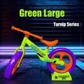 Portachiavi mini bici senza pedali verde neon con accenti arancioni e ruote viola - Grande / Verde