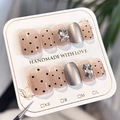 Faux ongles nude courts avec paillettes argentées, pois noirs et strass brillants - Style Colle-SP104-Taille M