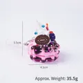 Portachiavi a forma di waffle rosa con panna e ciondolo in cioccolato Sweet deco - Torta waffle rosa nera con cinturino rosa