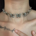 Close-up of Y2K silver butterfly choker with interlocking metal rings on model - Butterfly Splicing Necklace X3887