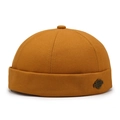 Bonnet docker en toile de coton jaune gingembre avec emblème classique en métal bronze - Jaune