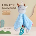 Doudou bébé veau en peluche 3D bleue avec anneau de dentition en silicone vert - Doudou Vache pour Bébé