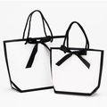 Minimalist white paper gift bags with black borders and elegant ribbon bows in two sizes - 14*7*17cm / White Black Edge