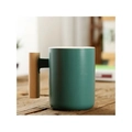 Taza verde cilíndrica