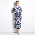 Blue and white porcelain print maxi dress with V-neck, waist tie, and 3/4 sleeves - M / Blue