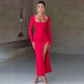Robe moulante rouge sexy à manches longues, col carré, fente latérale et cordon - L / Rouge