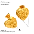 Specifiche dei dettagli per orecchini a cuore in oro 18k con dimensioni e peso esatti - Orecchini a Bottone a Cuore con Texture Intrecciata (SE193G) / 15mm