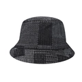 Detailansicht des Fischerhuts mit schwarz-grauer Webstruktur und Karomuster-Patchwork - Schwarz Grau Patchwork Textur (05)