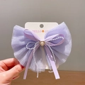 Barrette nœud en mousseline violette avec perle cœur et chaîne perlée sur carte - Violet Taro