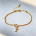 Gold stainless steel snake chain bracelet with knot design and letter Y pendant - Gold-Y