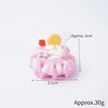 Portachiavi mini torta alla crema in PVC rosa e bianco con decoro di biscotti e rose - Stile marmellata bianca 6 con cinturino rosa