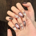 Détails des faux ongles œil de chat violets avec motif papillon et forme amande longue - XS / Style Forme Amande (2937-Almond)