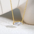 Elegante collana in argento S925 dorato con un ciondolo in zircone dal taglio marquise - Argento 925 / Giallo