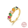 Détail macro d'une bague en argent 925 doré avec pierres colorées et poinçon S925 gravé - US 6 / Or(#5)-Coupe Émeraude Multicolore