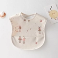 Wasserdichtes Baby-Lätzchen in Beige mit Mädchen-Motiv und großer Auffangtasche - Pu-waschfreies Lätzchen - Kleines Mädchen / Einheitsgröße