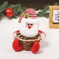 Weihnachtsmann-Plüsch-Süßigkeitenkorb mit handgewebtem Bambusbehälter für Festtagsgeschenke - Weihnachtsmann