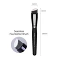 Slanted foundation brush with black matte handle and bicolor soft synthetic bristles - 871 Slanted Foundation Brush