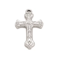 Pendentif crucifix multicouche en acier inoxydable argenté avec détails de relief - Argenté