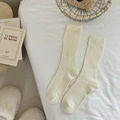 Calze a metà polpaccio a coste bianco panna in morbido cotone dallo stile accogliente - Taglia unica / Crema