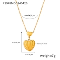 Collana con doppio ciondolo a cuore in acciaio al titanio dorato con texture e misure - Cuore Pieghettato / Oro