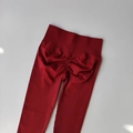 Dunkelrote High-Waist-Yogaleggings mit Scrunch-Butt-Lifting-Design für Fitness - S / Unterteile / Scharlachrot