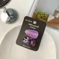 Set aus zwei lila marmorierten und matten Tropfen-Haarspangen auf einer Displaykarte - Violette Entenschnabel-Haarspange