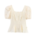 Elegante top in pizzo bianco crema con scollo quadrato, maniche a sbuffo e fiori 3D - S / Bianco latte