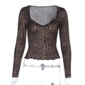 Eng anliegendes Langarm-Oberteil mit Leopardenmuster, Rüschen-U-Ausschnitt und Stretch - XS / Leopardenmuster