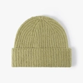 Bonnet en grosse maille côtelée vert olive avec texture douce et bord à revers - Taille unique / Vert Herbe