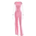 Detail van roze gebreide set met V-hals vest en geribbelde broek met wijde pijpen - S / Roze