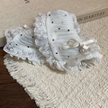 Détail de la pince à cheveux en dentelle blanche avec pendentif perle et pois noirs - Style Dentelle à Pois Blanc avec Perle (16#)
