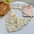 Off-white crochet daisy triangle bandana with fringe and bohemian lace pattern - Off-white Fringe