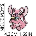 Detalle del parche bordado rosa de perro de dibujos con medidas 5,4 cm x 4,3 cm - X11XG-12-14