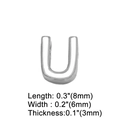 Dettaglio pendente lettera argento a forma di U, dimensioni 8mm x 6mm x 3mm - Lettera U