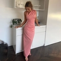 Elegant pink one-shoulder ruched maxi dress with slimming backless silhouette - S / Pink