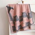 Rosa und grauer dicker Schal mit Cartoon-Katzenmuster und weichen Zierfransen - 185cmx65cm / Rosa-Grau