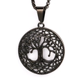 Dettaglio del ciondolo Albero della Vita in acciaio inossidabile con design traforato su bianco - Solo Ciondolo (Senza Catena) / Nero