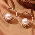 Orecchini a cerchio d'argento con perla rosa chiaro su fondo in tessuto bronzo metallico - Orecchini di perle - Colore acciaio (C402)
