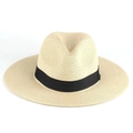 Dettaglio della trama in paglia del cappello e nastro in canneté nero decorativo - M / Beige